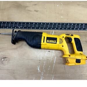 DEWALT DW938 18V Variable Speed Reciprocating Saw (Tool Only, Used)
